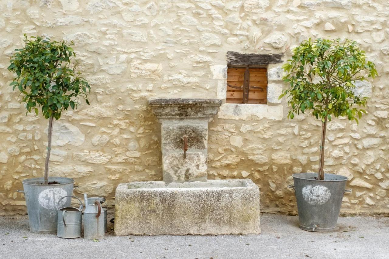 La Fontasse Hotel Lussan  Bagian luar foto